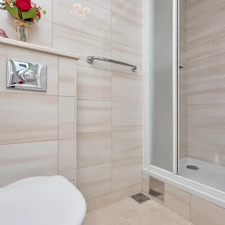 Vesna With Heated Pool *