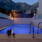 Villa Vesna With Heated Pool *