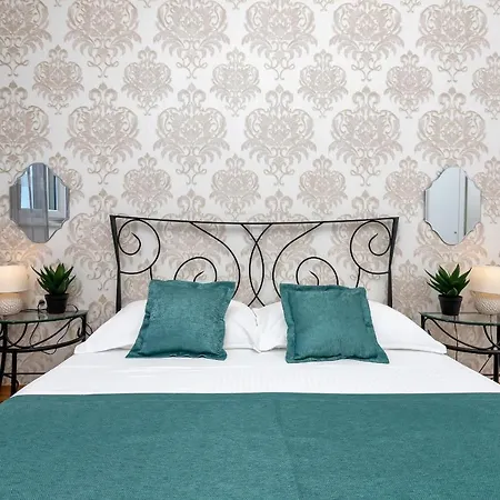 Vesna With Heated Pool