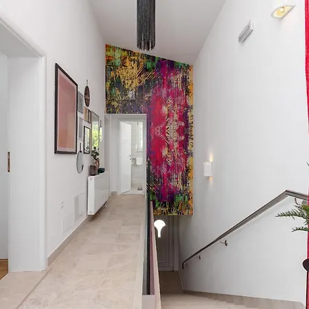 Vesna With Heated Pool Villa Makarska