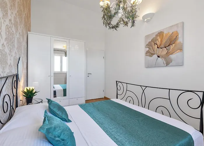 Vesna With Heated Pool *