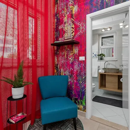 Вилла Vesna With Heated Pool Макарска